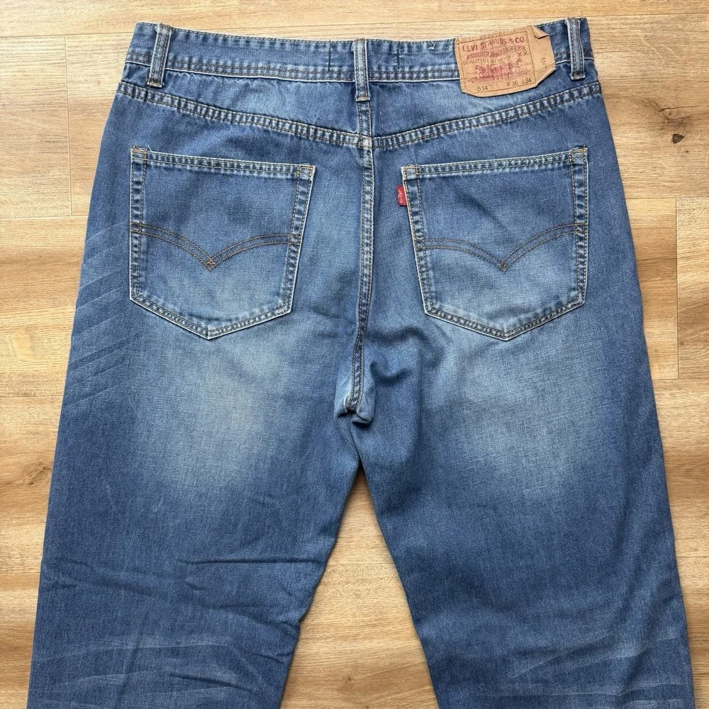 Levis 514 Jeans Men 36x34 Blue Straight Leg Medium Wash Faded Denim Casual‎ Y2K